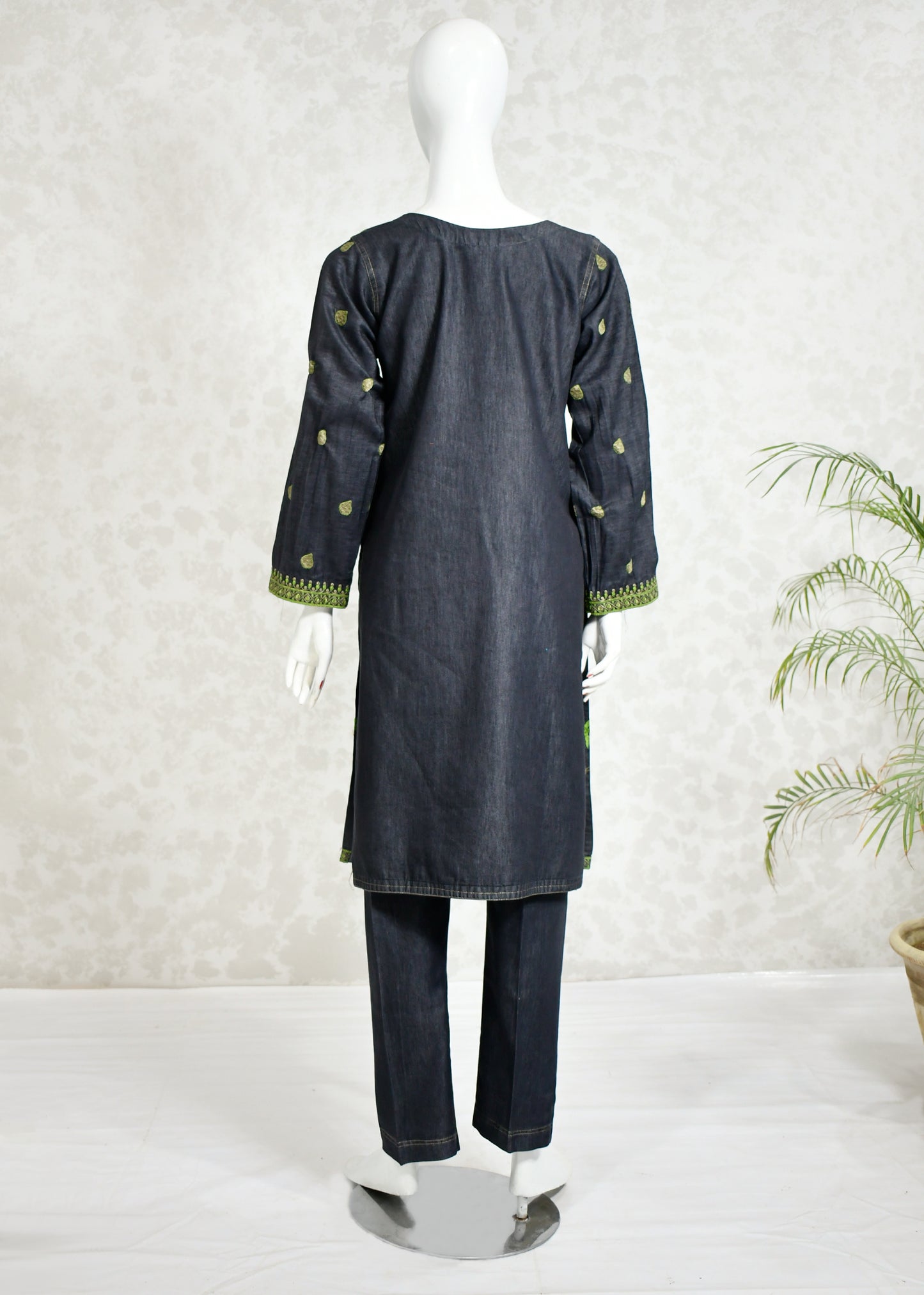 Lead Denim Groove