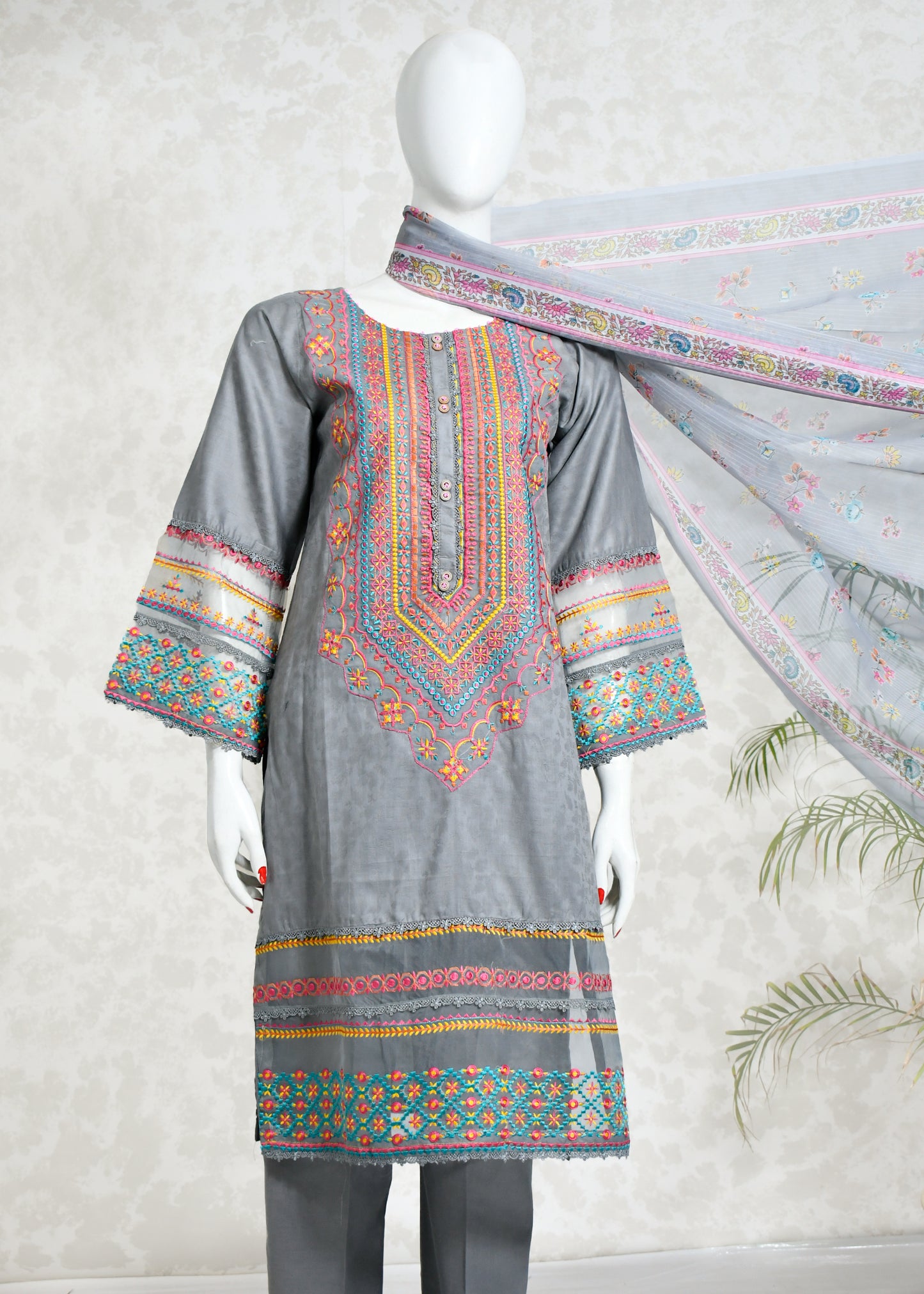 Grey Fossil Rangeen Zaib-e-tan
