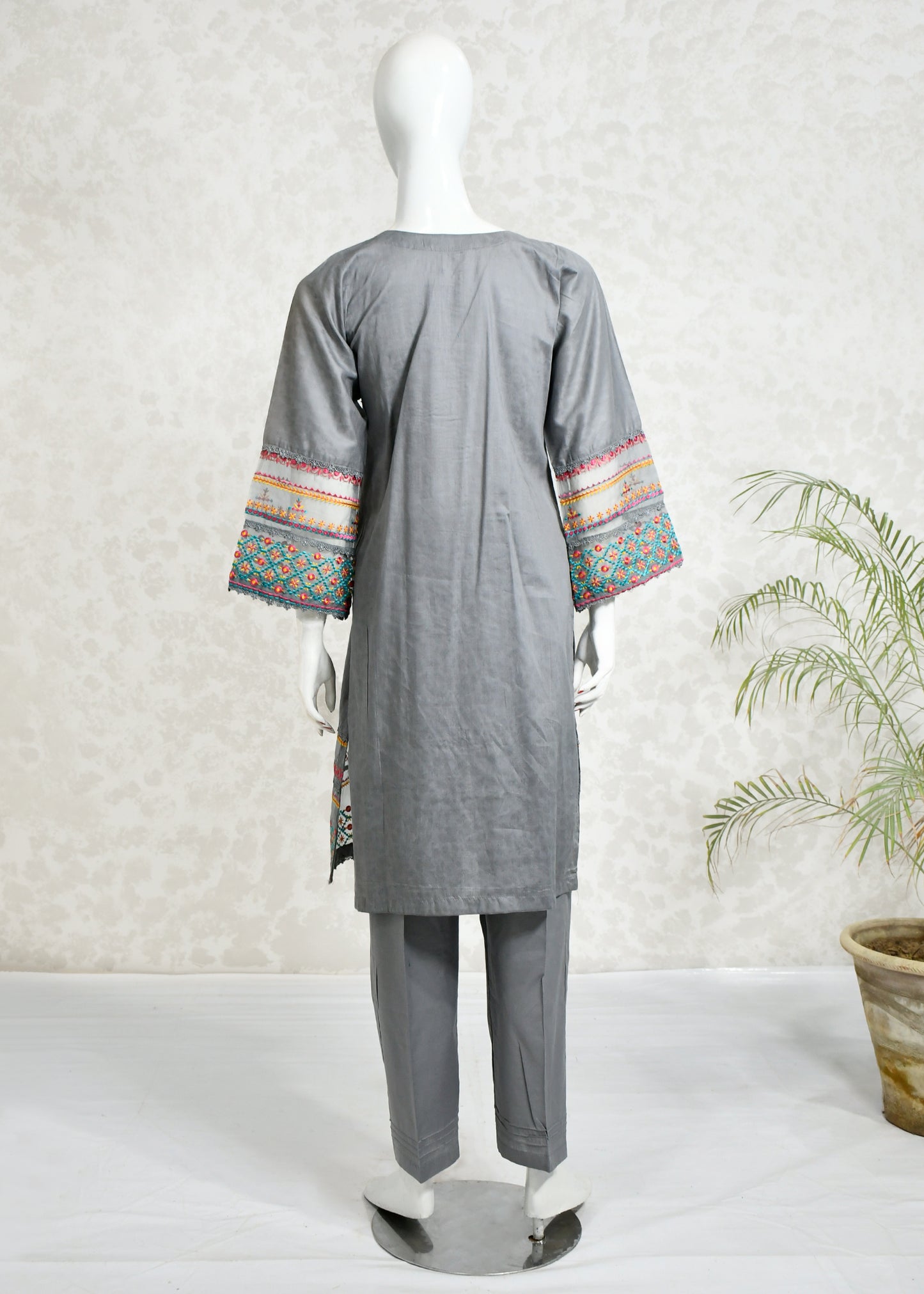 Grey Fossil Rangeen Zaib-e-tan